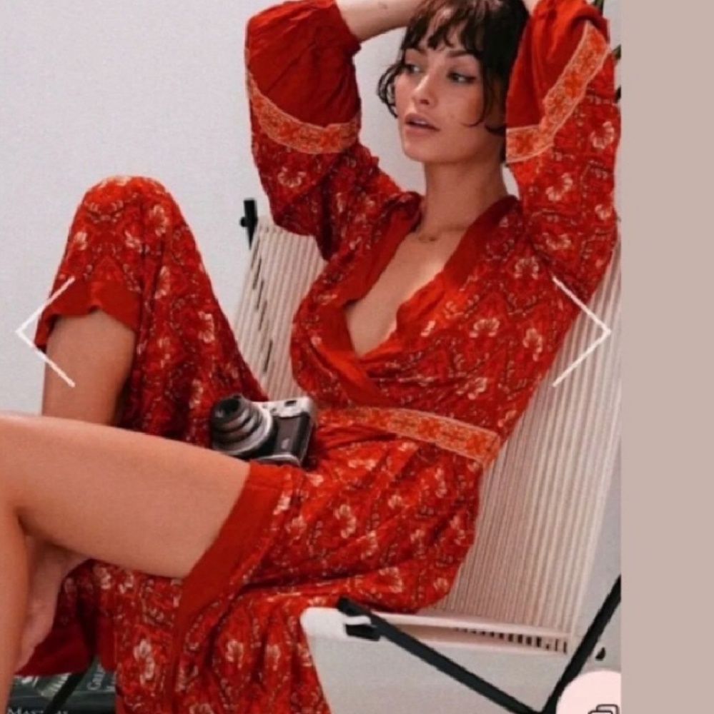 NWT Spell and the Gypsy Jewel Soiree